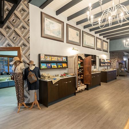 Gondwana Etosha Safari Lodge Okaukuejo Εξωτερικό φωτογραφία