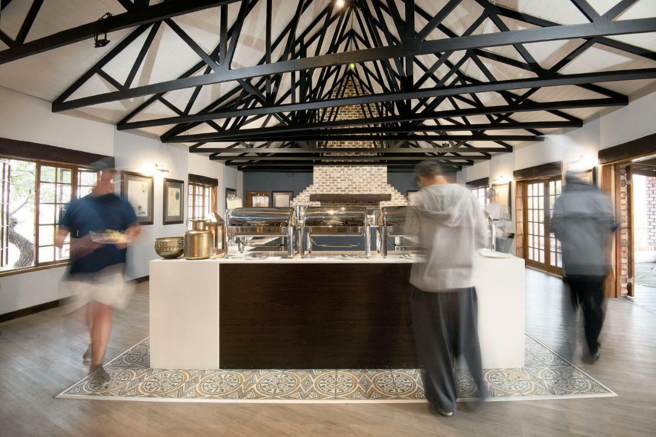 Gondwana Etosha Safari Lodge Okaukuejo Εξωτερικό φωτογραφία