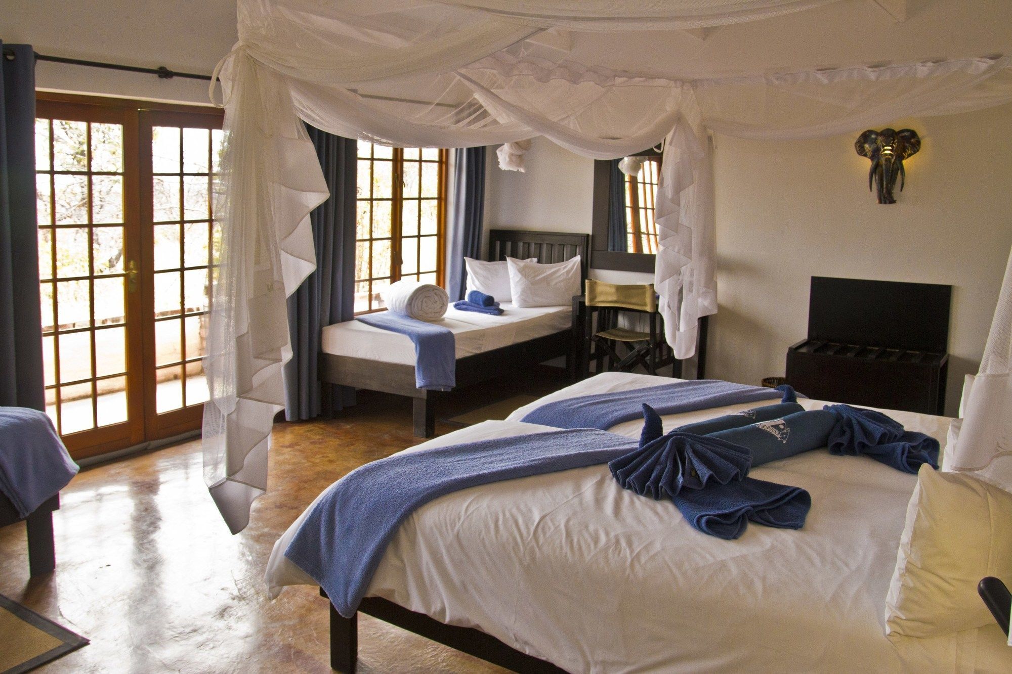 Gondwana Etosha Safari Lodge Okaukuejo Εξωτερικό φωτογραφία